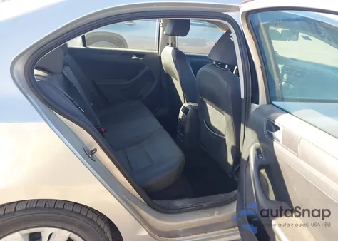 2011 Volkswagen Jetta 2.5L Se z USA, uszkodzony, nr VIN 3VWDX7AJ8BM392753